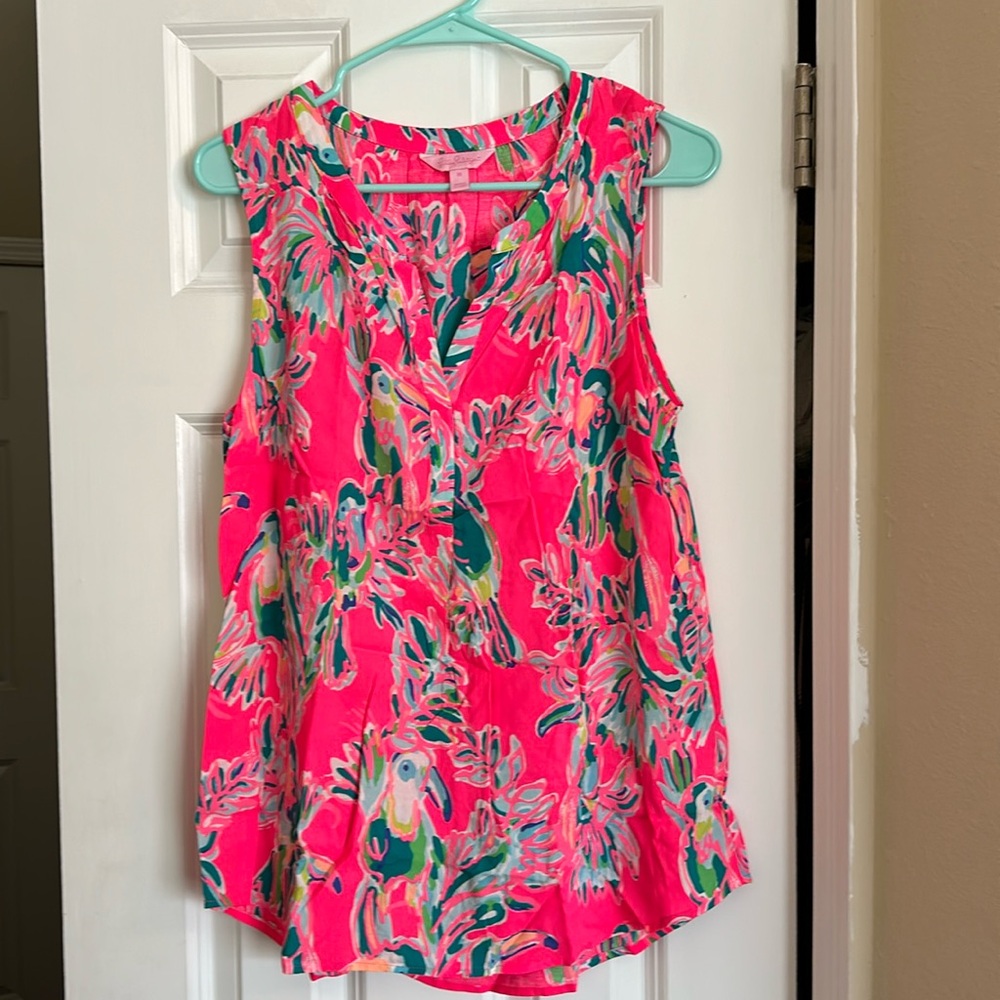 Lilly Pulitzer pink top